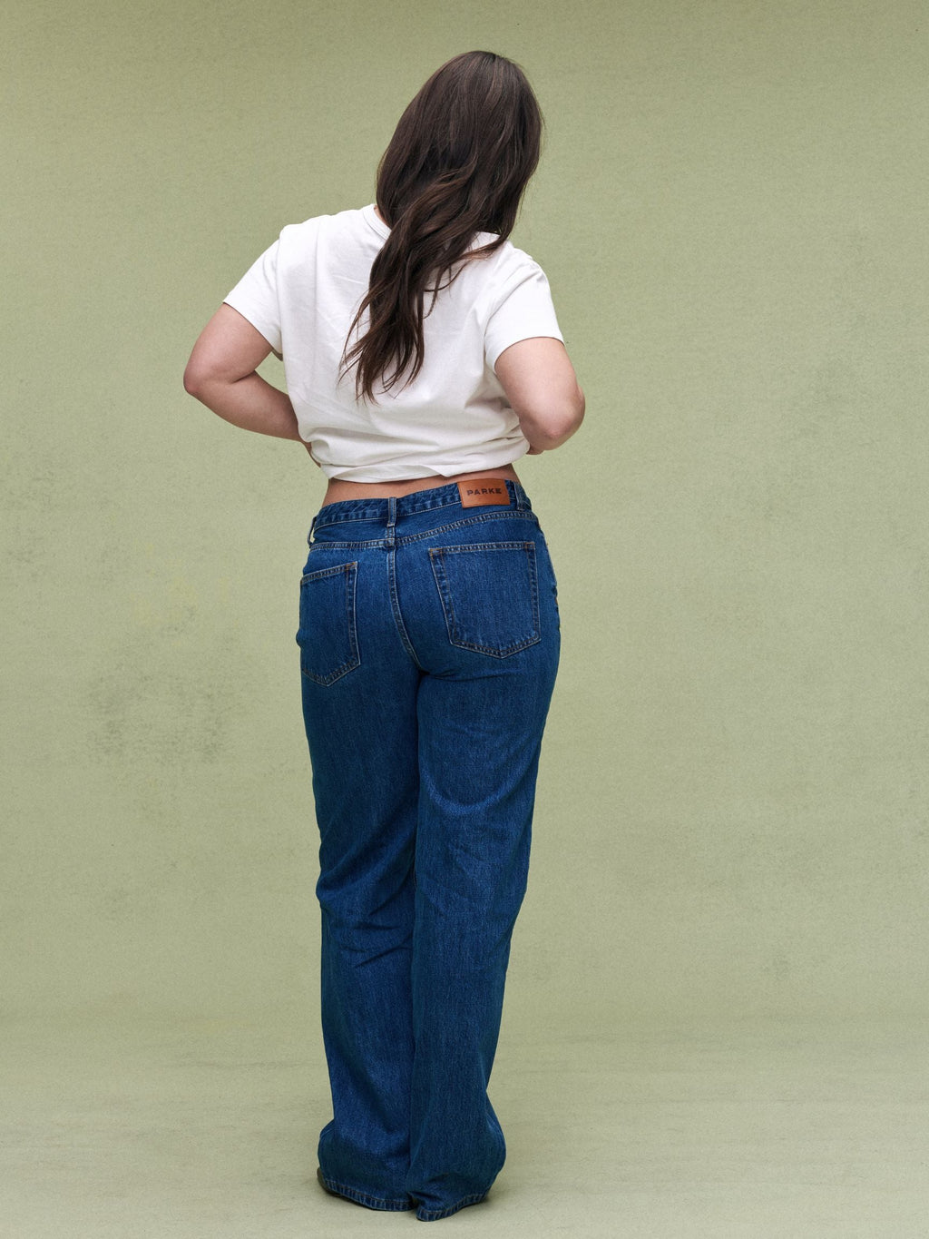 Classic Straight Jeans - Medium Wash