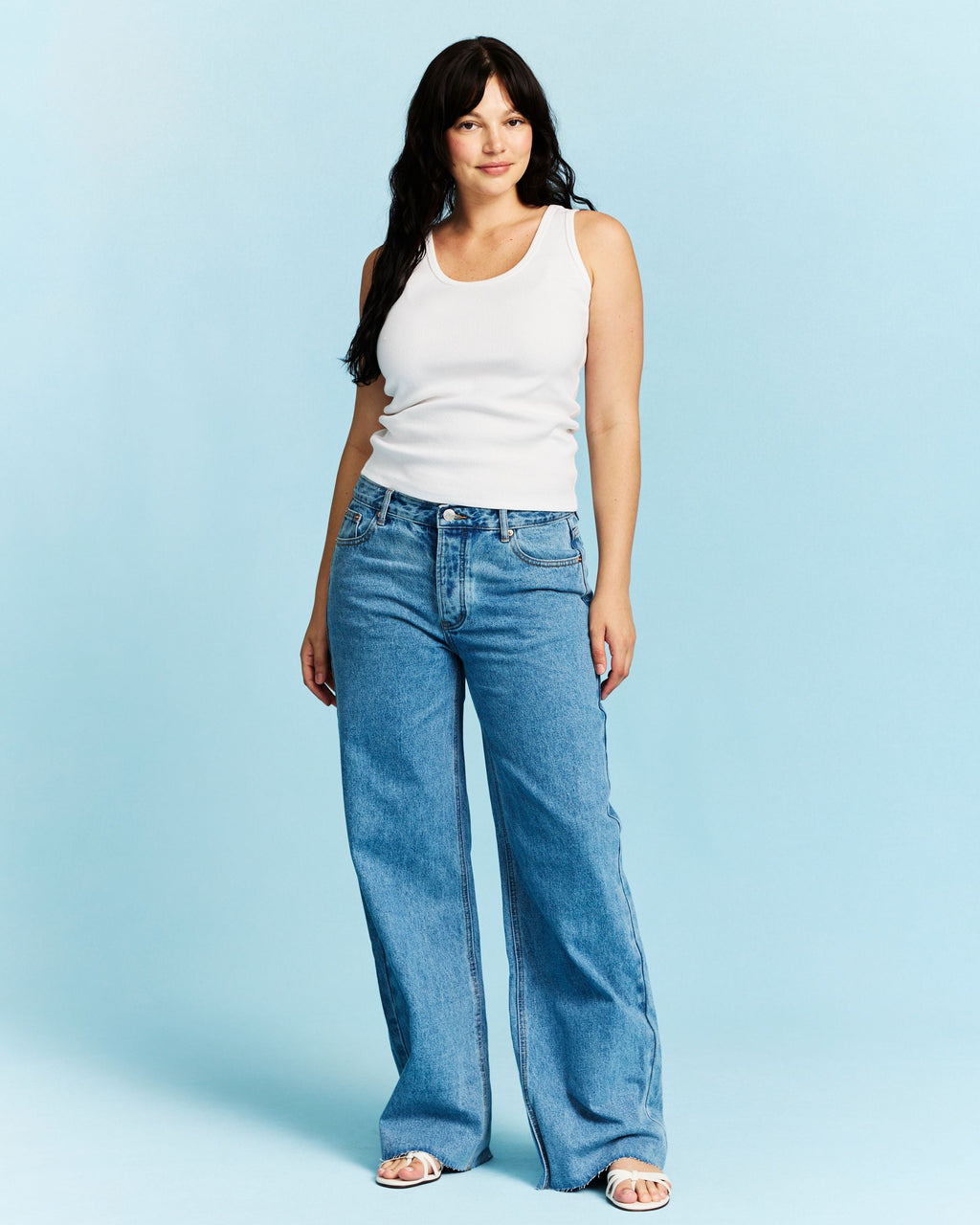 Low Rise Baggy Jeans - Vintage Wash